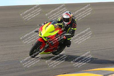 media/Nov-05-2022-SoCal Trackdays (Sat) [[f8d9b725ab]]/Bowl (1145am)/